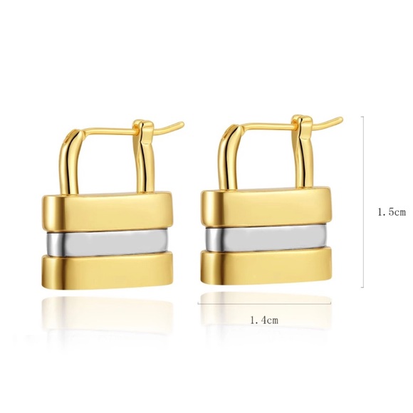 ✨✨Two Tone Padlock Earrings ✨✨ - Picture 5 of 6